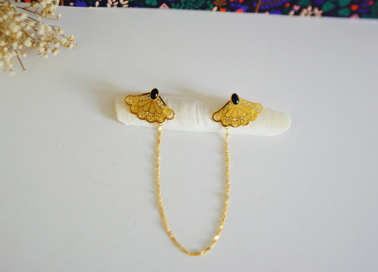 2 pin's col Daisy