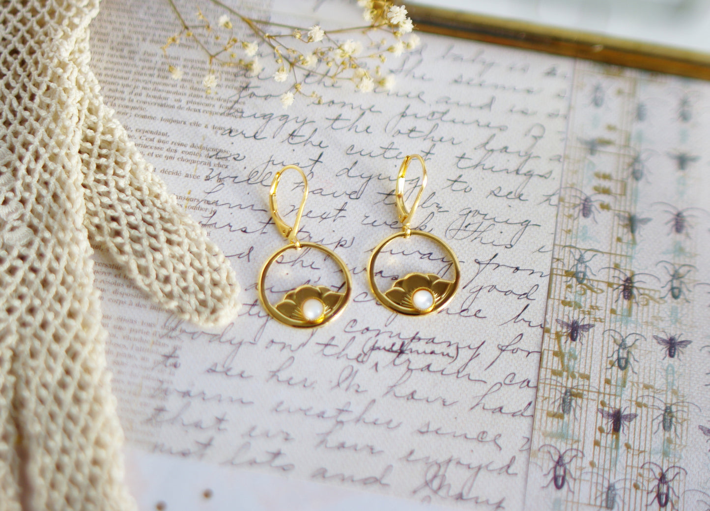 boucles d'oreilles pivoine