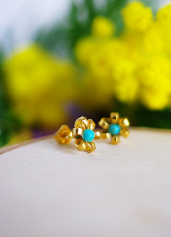 boucles d'oreilles minis fleurs