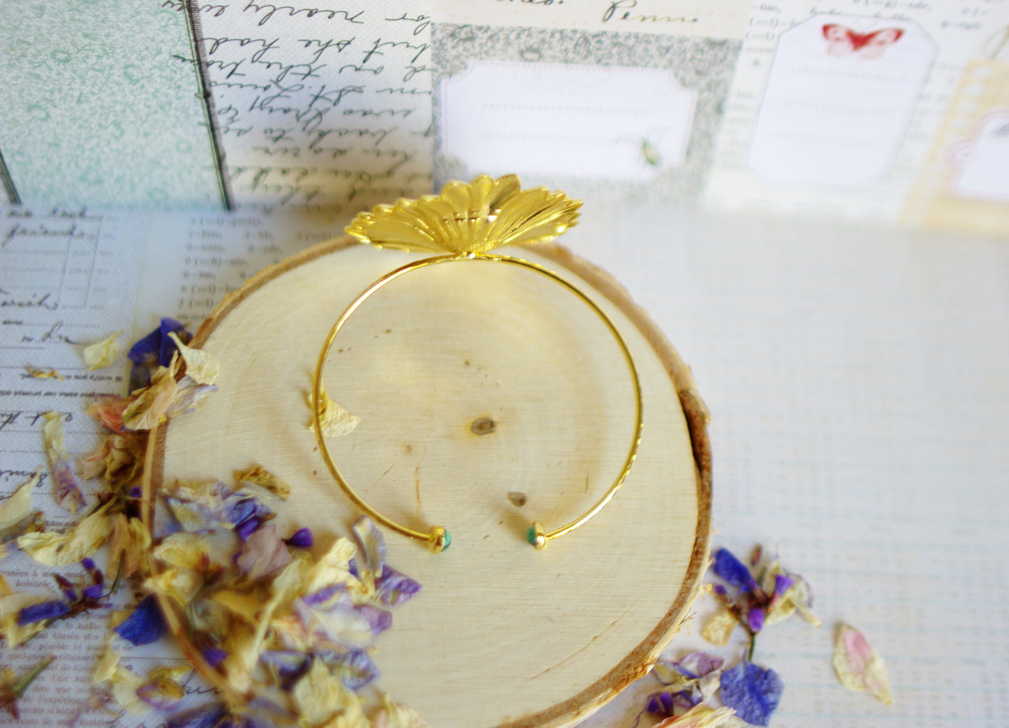 bracelet manchette fleur