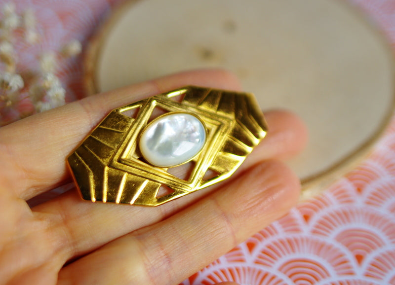 broche Astrid