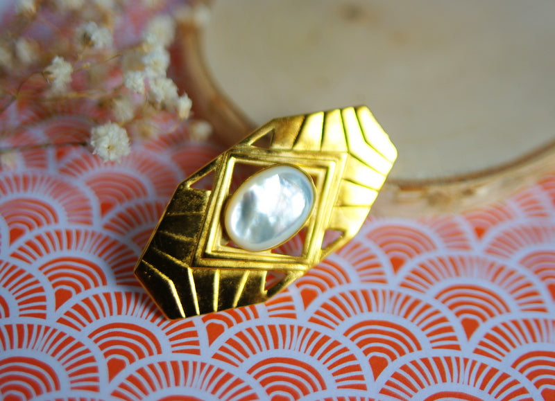 broche Astrid