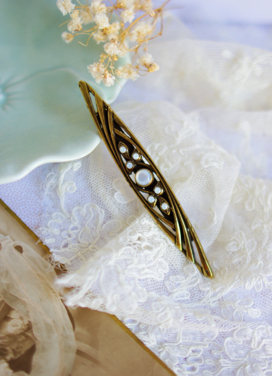 broche Carlotta