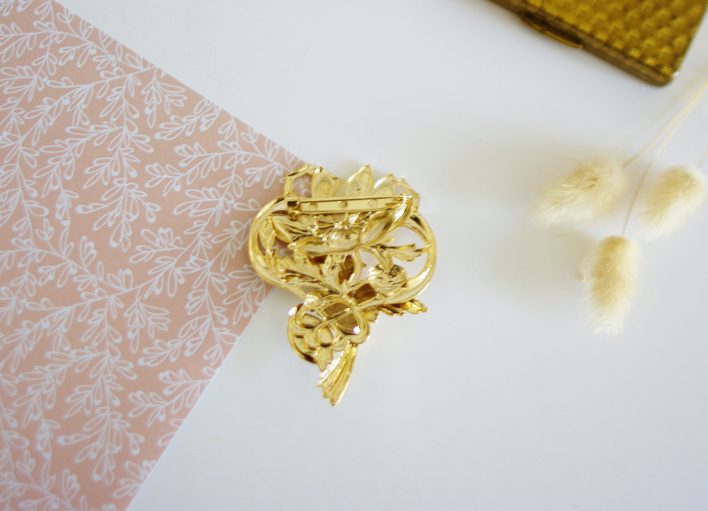 broche capucine