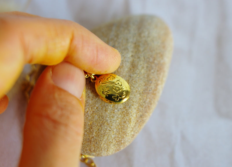 Pendentif locket ovale
