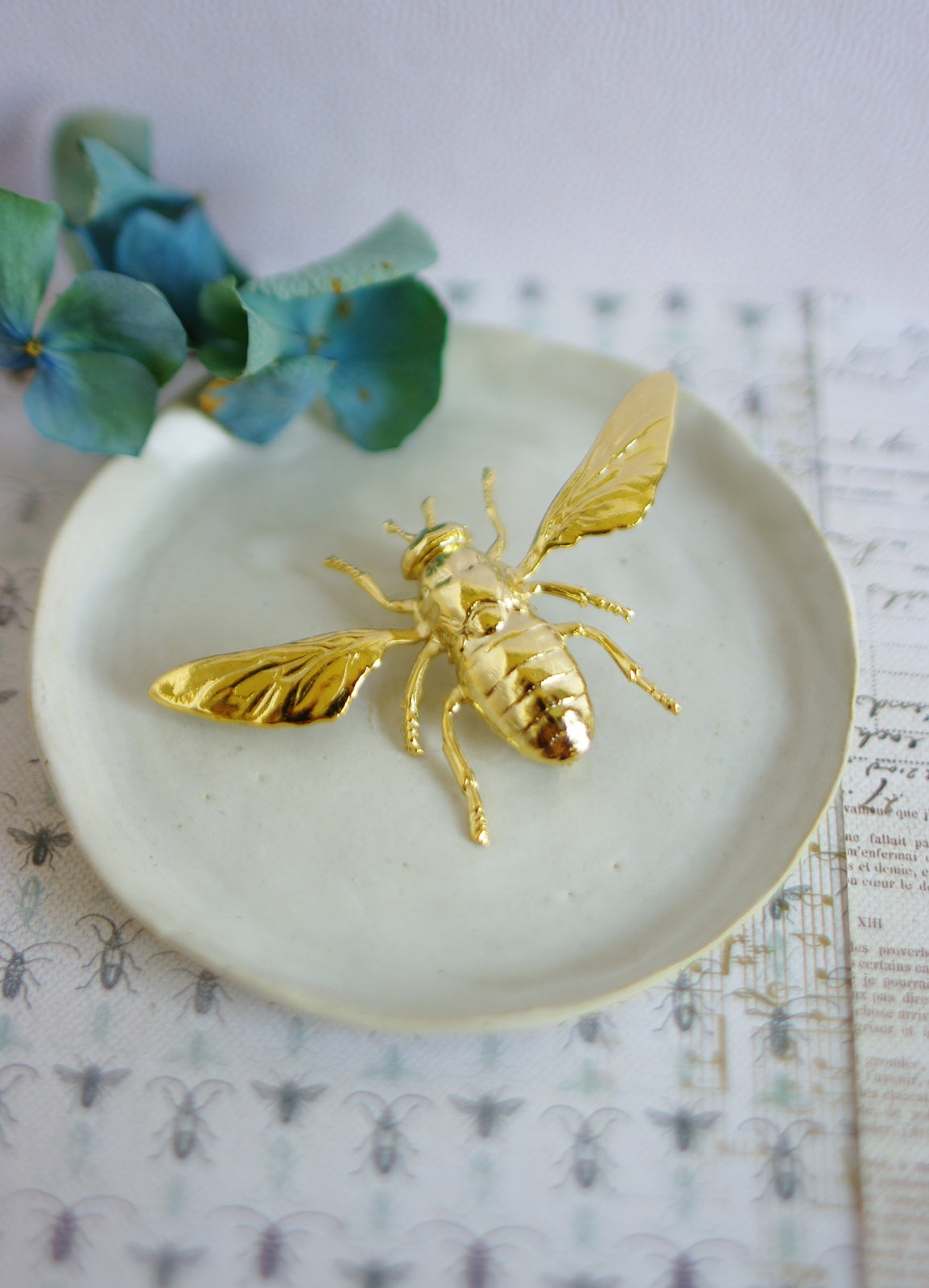 broches insectes