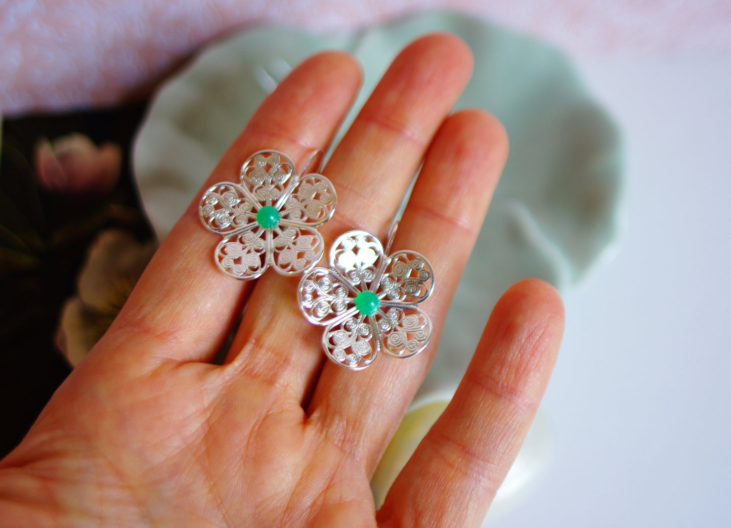 boucles d'oreilles dormeuses fleurs