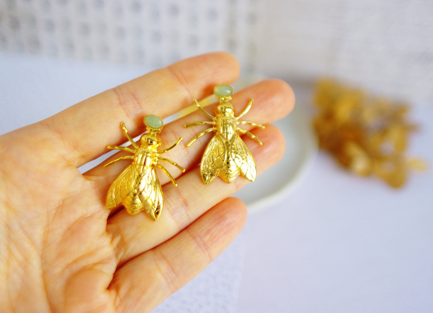 boucles d'oreilles insectes