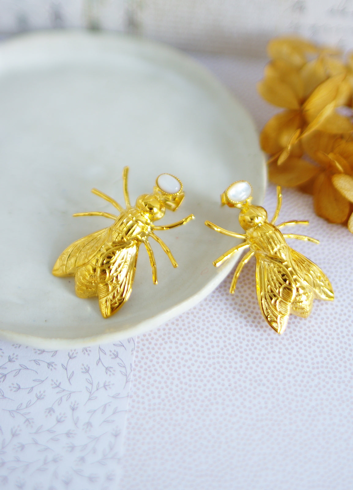 boucles d'oreilles insectes