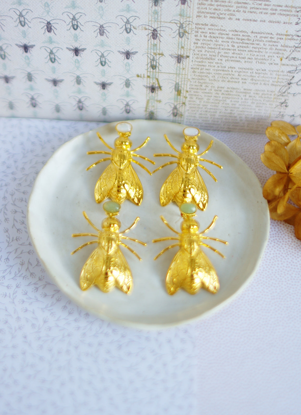 boucles d'oreilles insectes