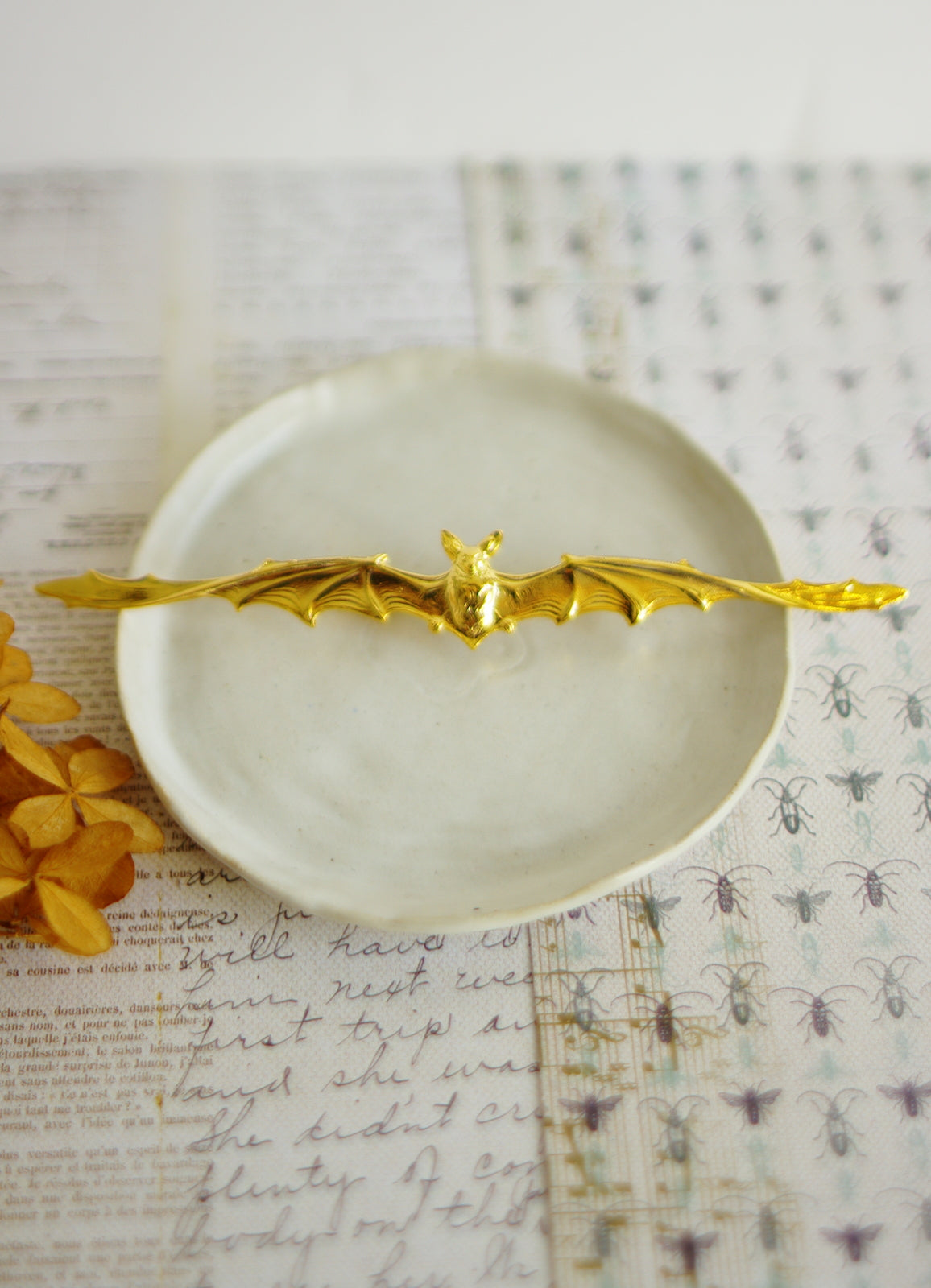 Broche chauve souris