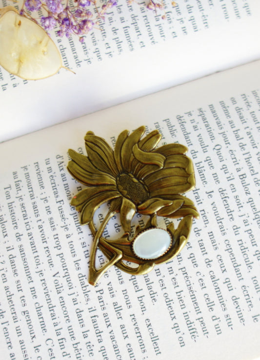 broche fleur bronze art déco