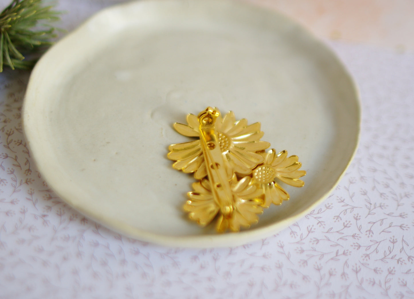 broche tournesols