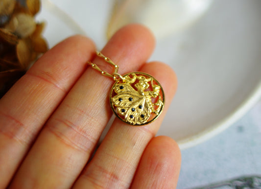 pendentif éphémère