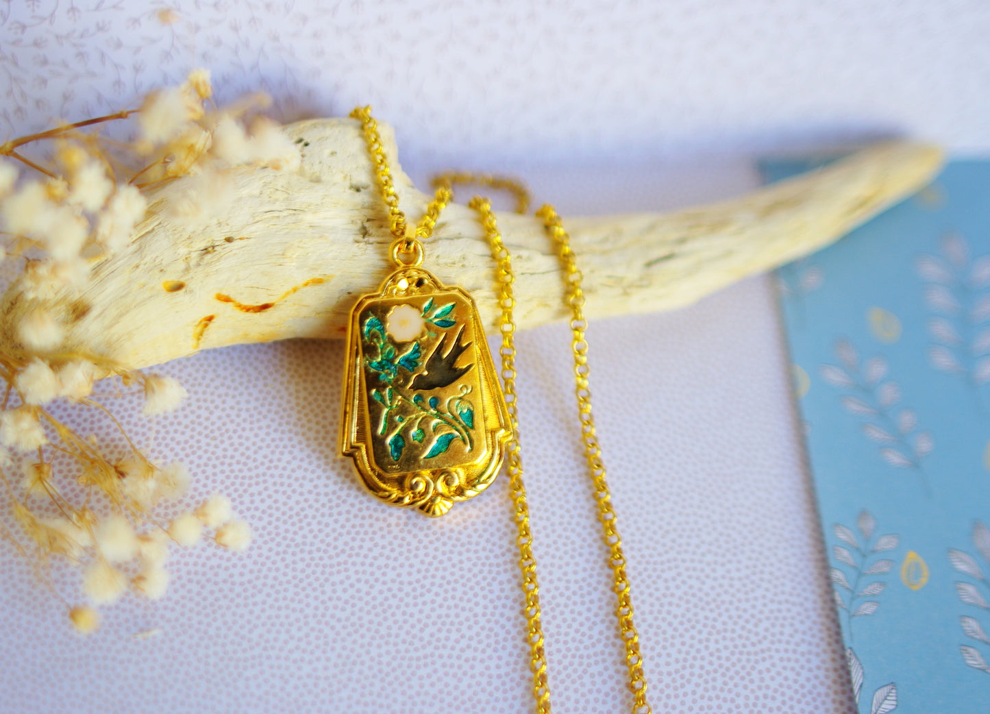 collier oiseau