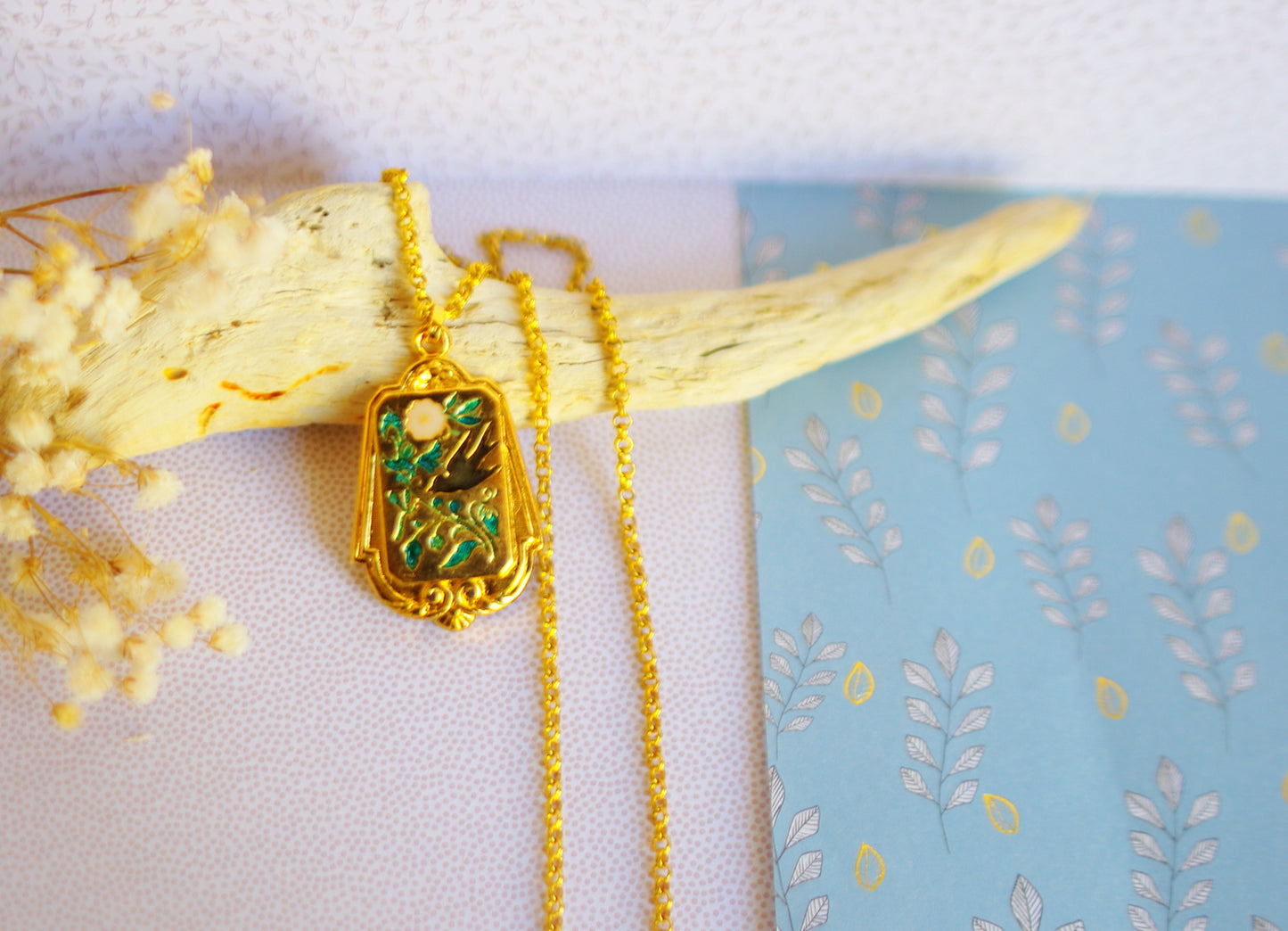 collier oiseau